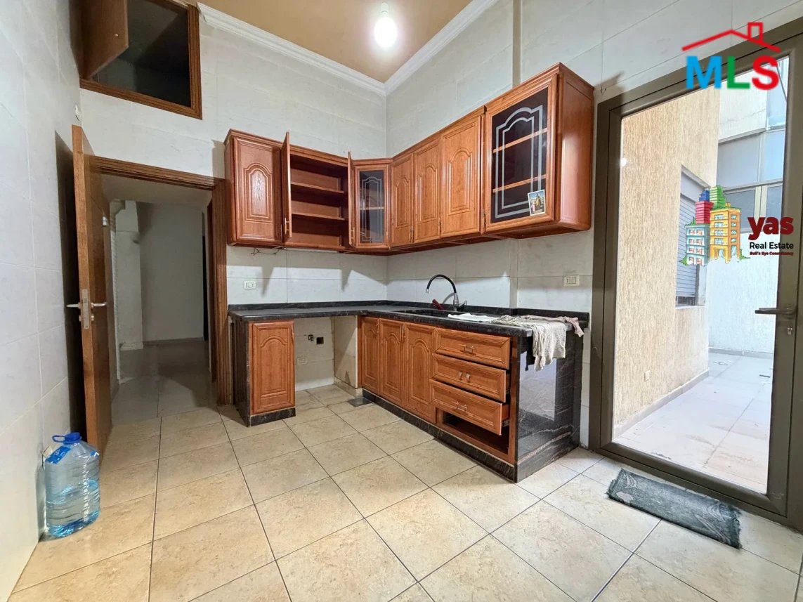 Zouk Mosbeh 105m2 | 90m2 Terrace | Well Maintained | Catch | EH