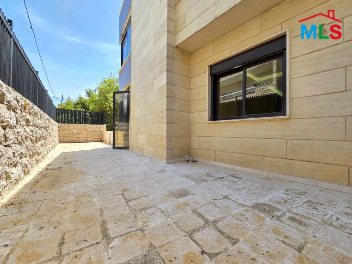 Ballouneh 135m2 | 60m2 Terrace | View | Dead End Street | TO