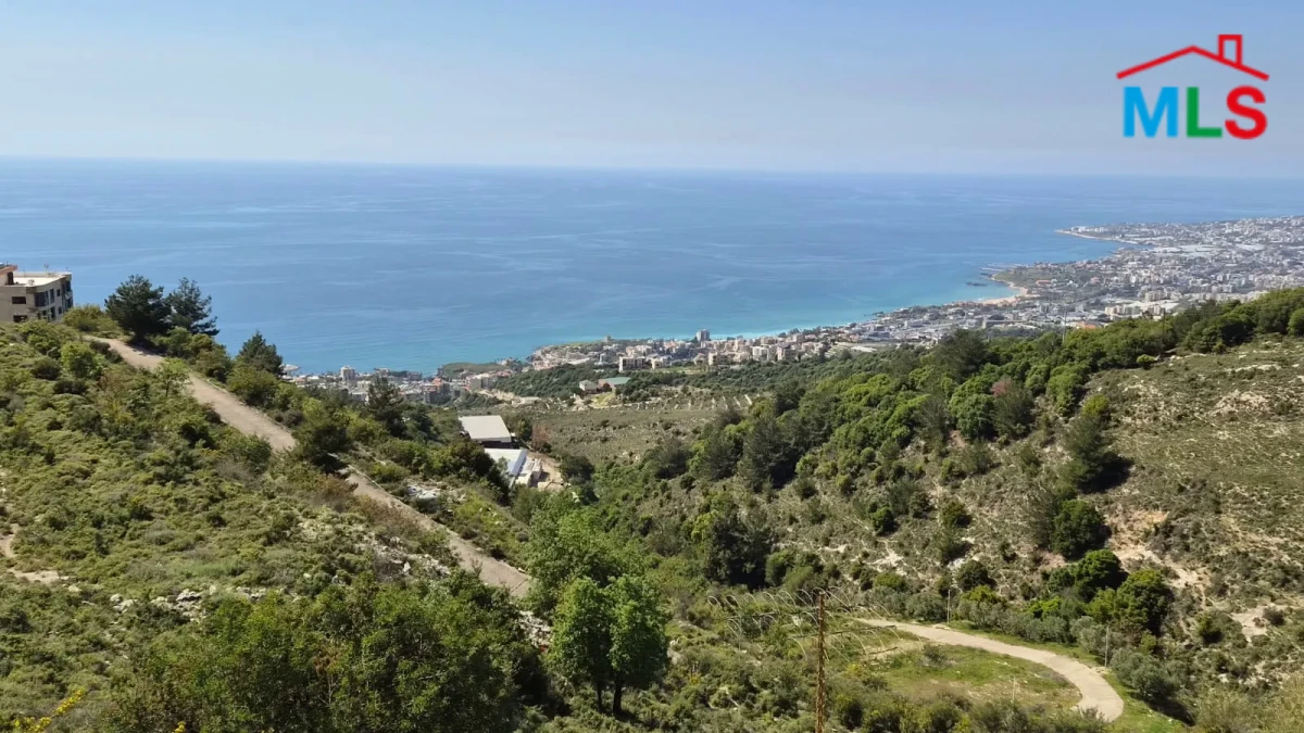Halat 8000m2 | Sea View | Land | Prime Location | MCH