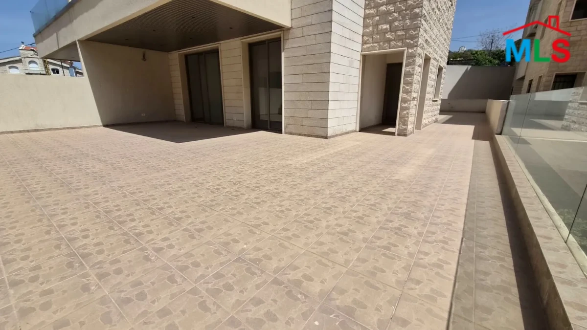 Okaibeh 150m2 | 105m2 | High End | Open View | Catch | MCH