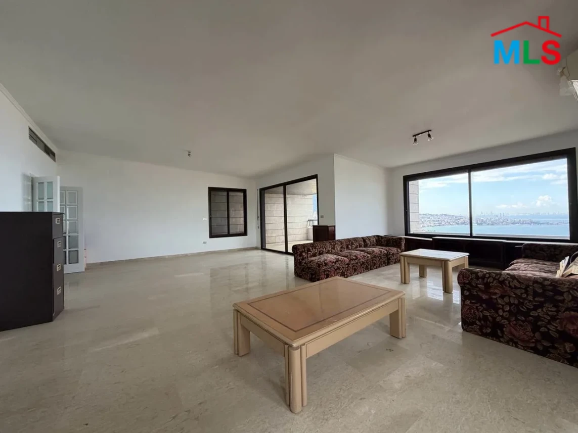 Kfarhbab 300m2 | Panoramic Sea View | Luxury Flat | Calm Area | EH/IV