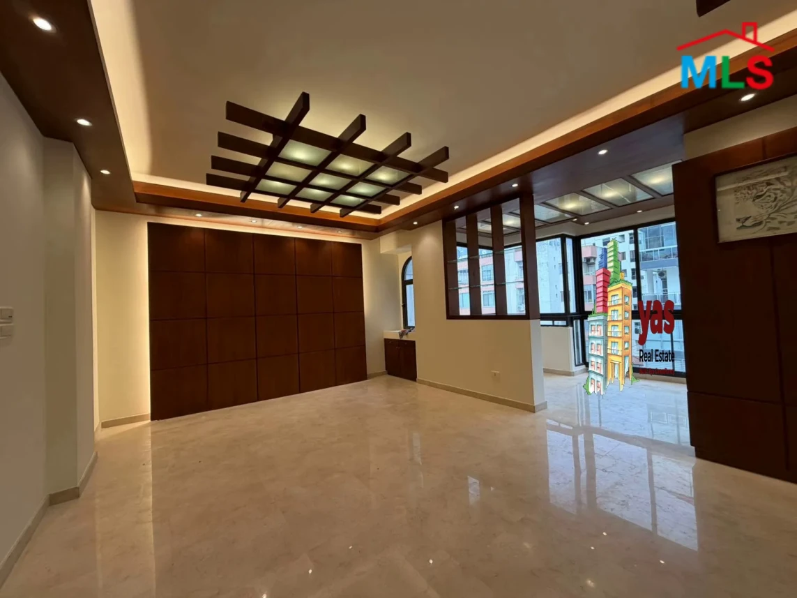 Zouk Mosbeh 170m2 | Decorated Flat | City View | Luxury | EL