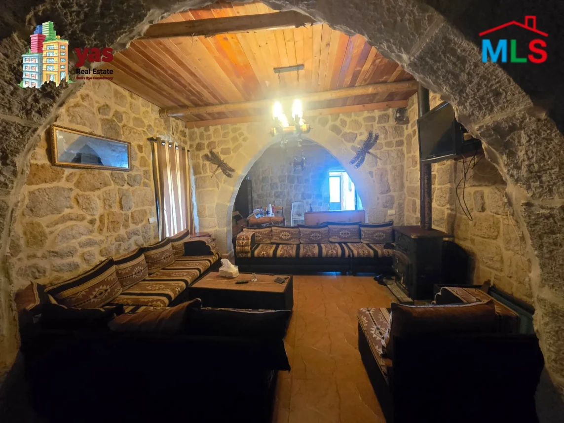 Mayrouba 200m2 | 4000m2 Land | Mountain View | Villa | Luxury | DA