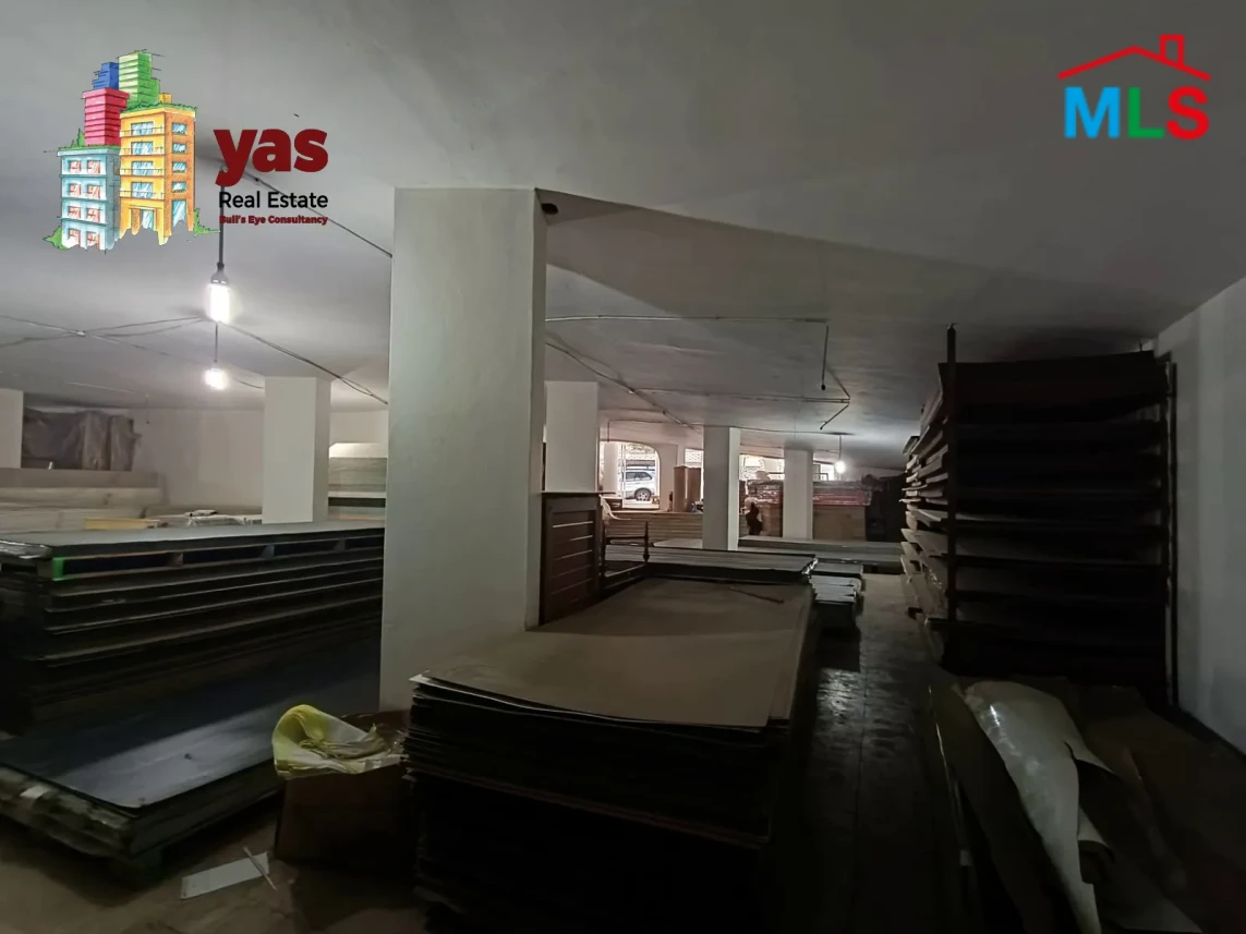 Achrafieh 475m2 | Showroom | Prime Location | Active Street | AA