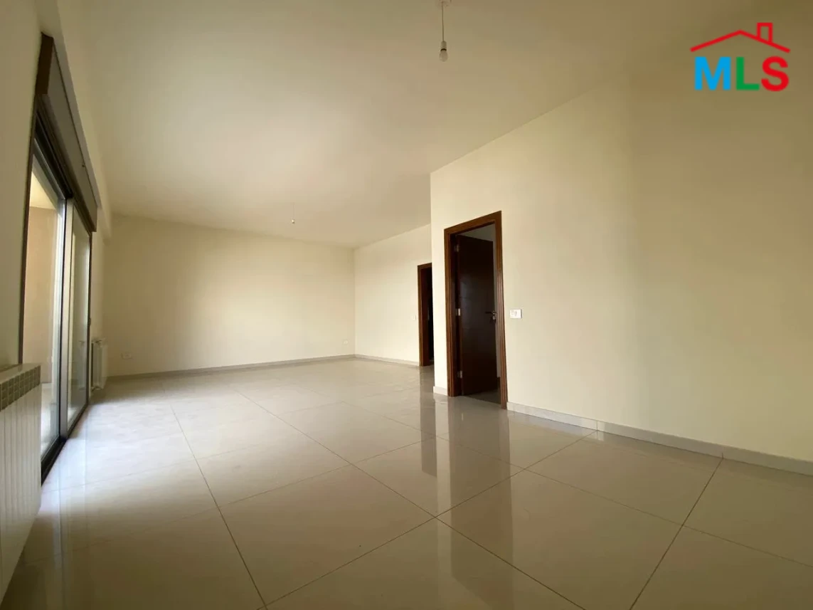 Mezher 200m2 | 70m2 Terrace | High End | Calm Area | PED