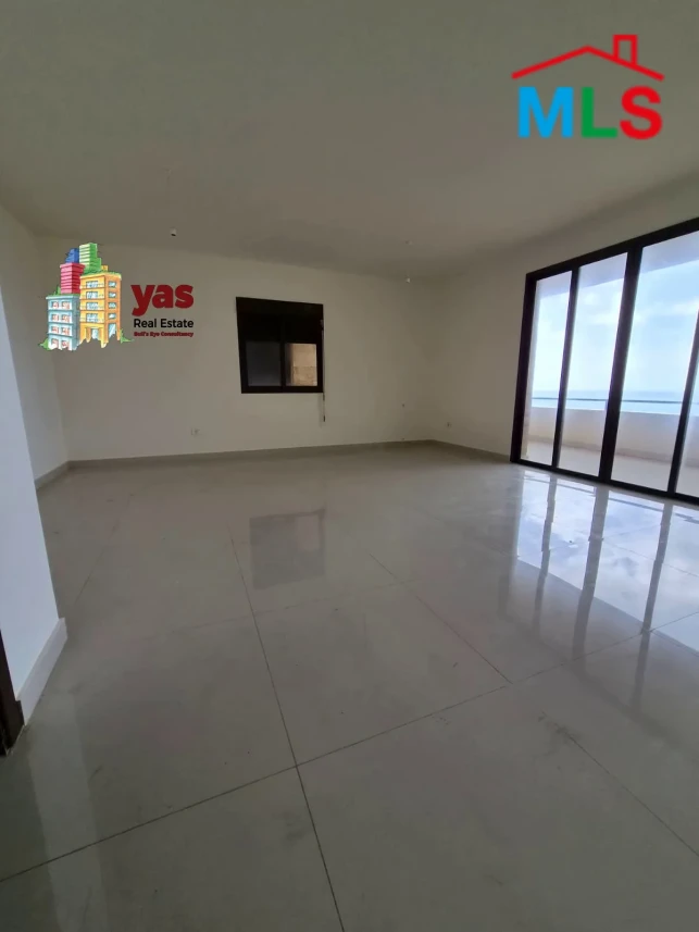 Nahr Ibrahim 150m2 | Sea View | New Flat | Private Street | MCH
