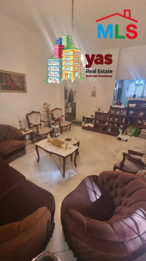 Achrafieh 135m2 | Traditional | Calm Street | Prime Location | WI