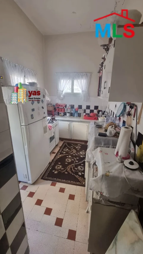 Achrafieh 135m2 | Traditional | Calm Street | Prime Location | WI