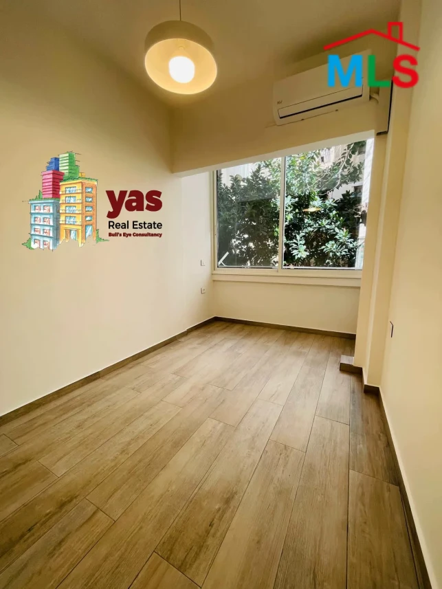 Achrafieh 110m2 | Furnished/Equipped | Classy Area | Renovated | OH