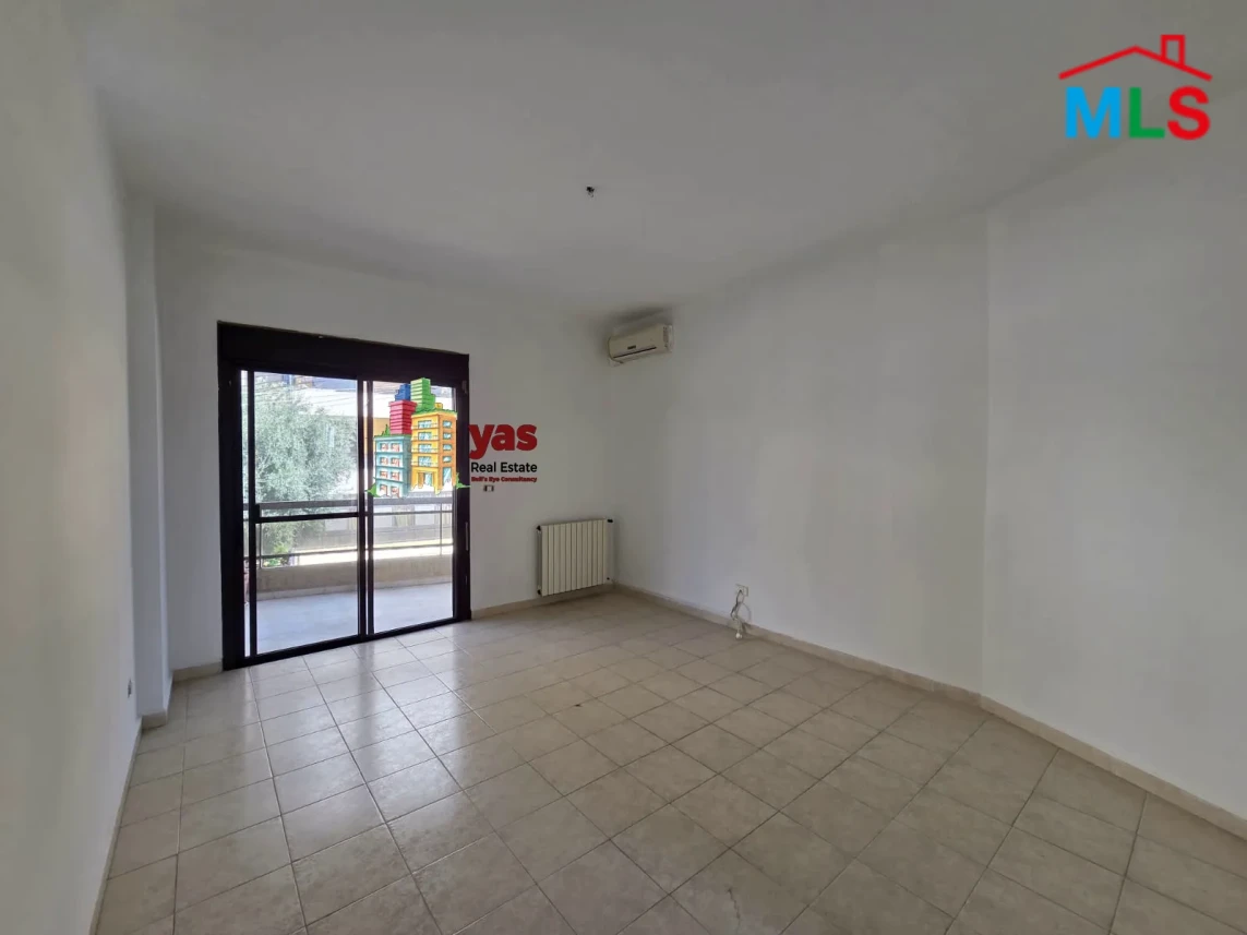 Ballouneh 176m2 | Open View | Well Maintained | Excellent Condition|TO