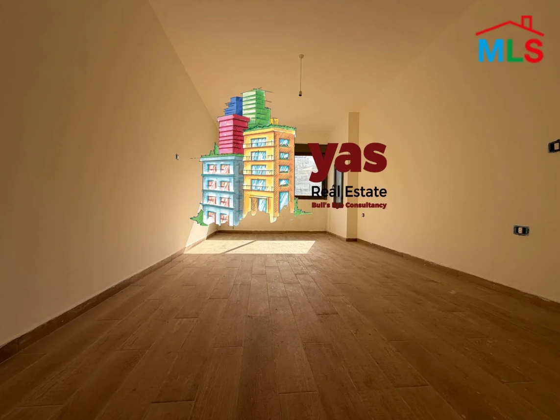 Haret Sakher 150m2 | Excellent Condition | Quiet Street | EH