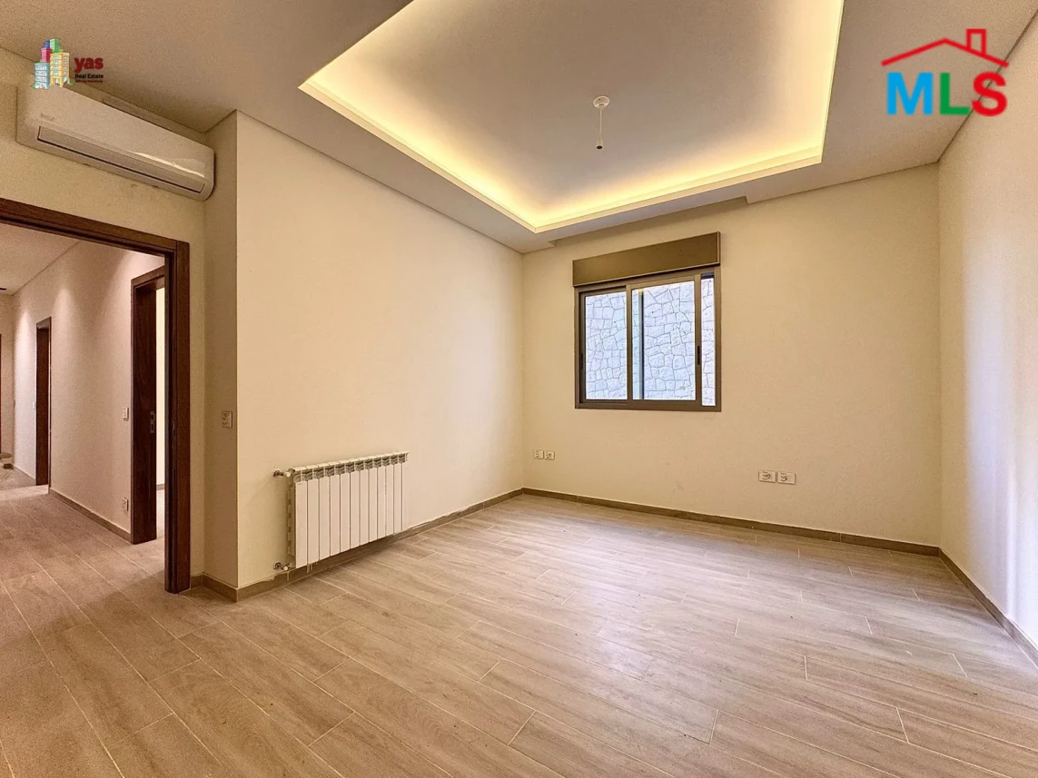 Adma 230m2 | Excellent Condition | Prime Location | Modern | OH