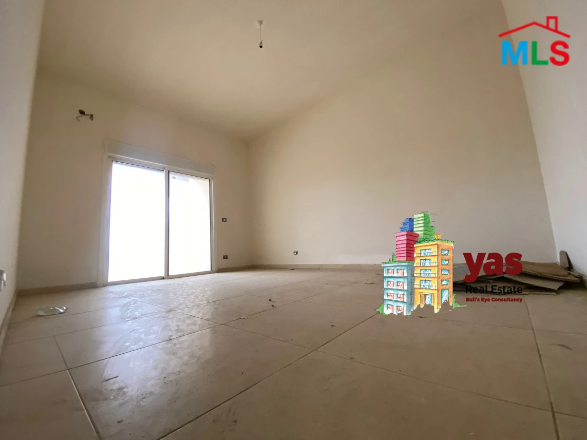Biakout 171m2 | 50m2 Terrace | Well Lighted | Dead End Street | PED