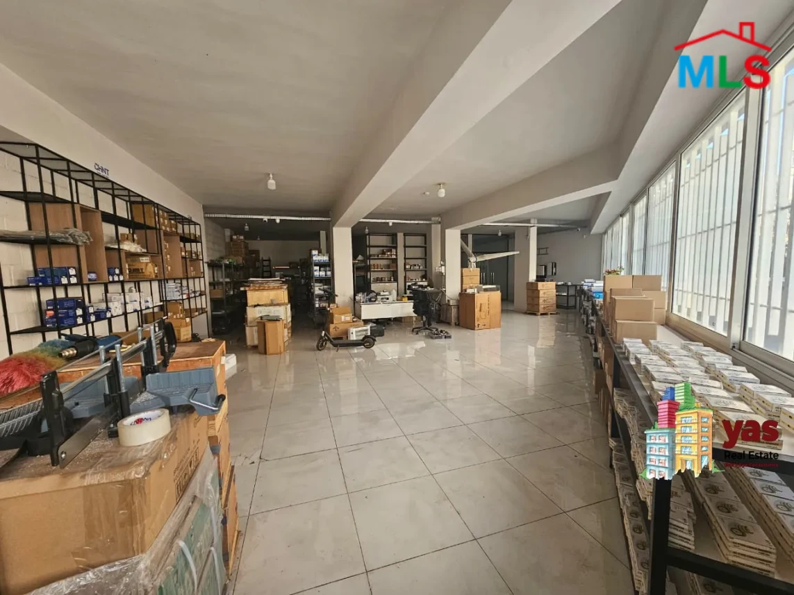 Adonis 600m2 | Warehouse | Prime Location | Active Street | OH