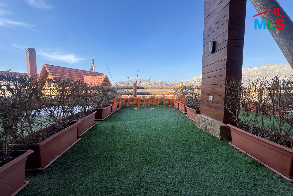 Apartment For Rent in Faqra CPES140