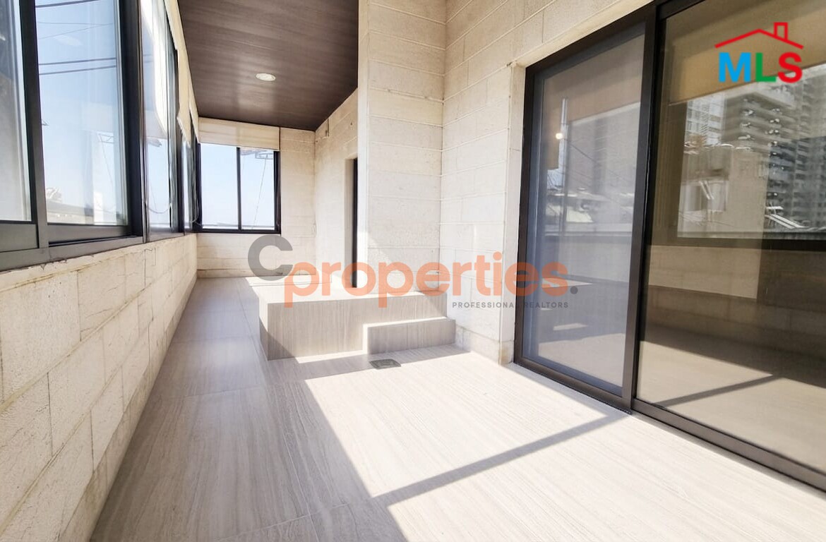 Apartment For Rent In Achrafieh - CPBMH39