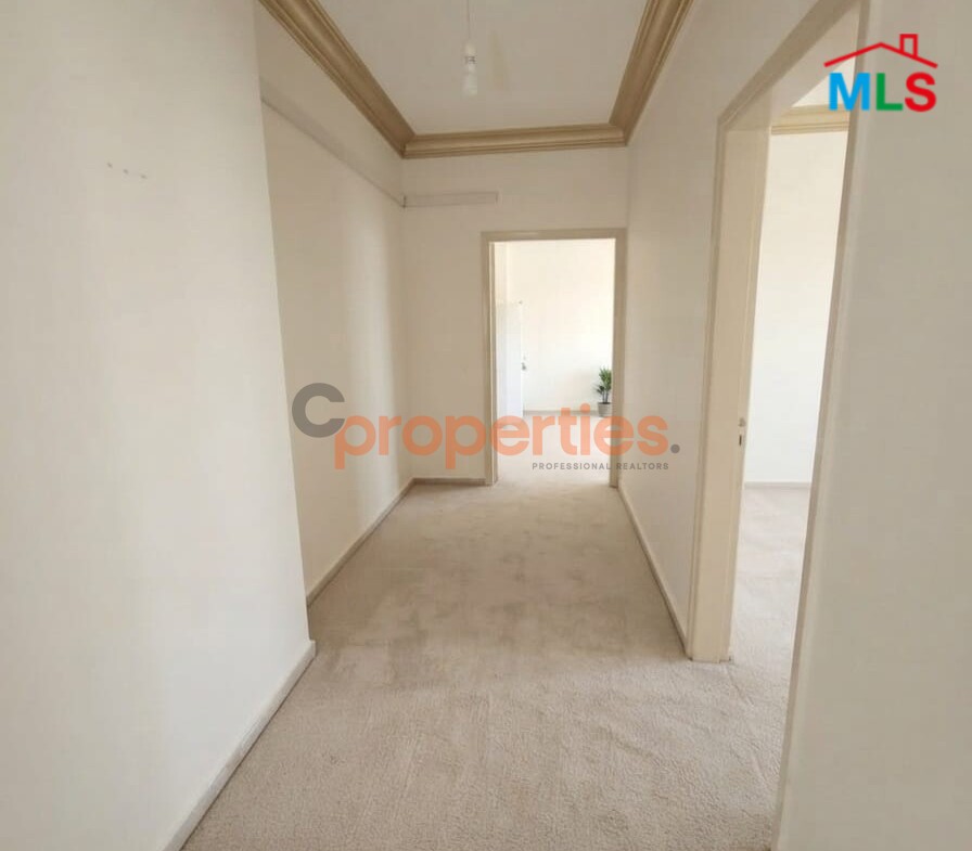 Office For Rent In Achrafieh - CPBMH37