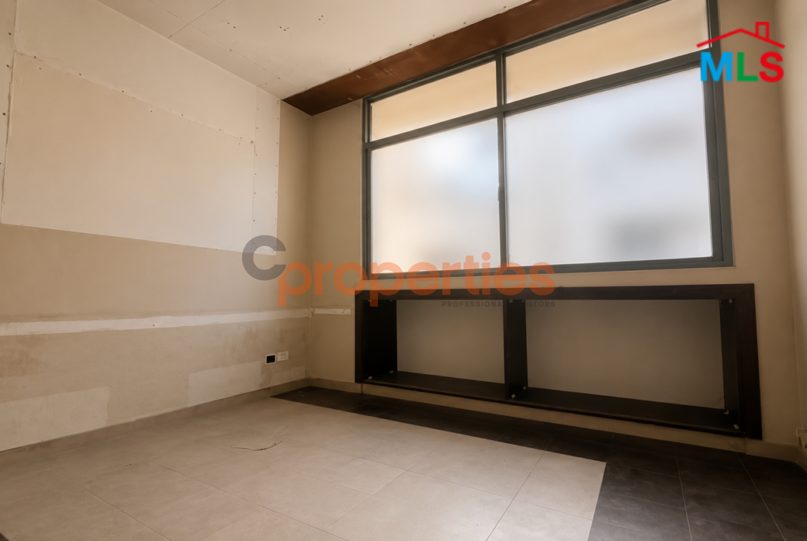 Office for Rent in Mazraa مكتب للايجار في المزرعة - CPBZK49