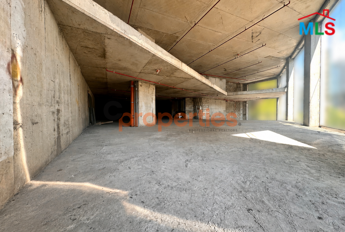 Showroom For Rent in Achrafieh معرض للبيع للإيجار في الأشرفية CPES322
