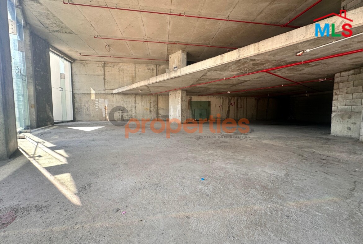 Showroom For Rent in Achrafieh معرض للبيع للإيجار في الأشرفية CPES322