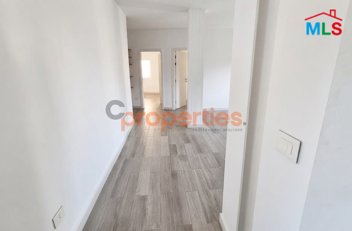 Apartment For Rent In Achrafieh - CPBMH38