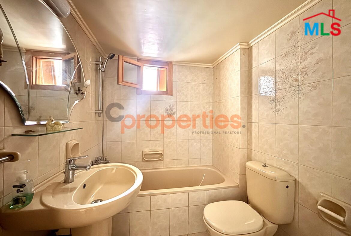 Apartment for Rent in Antelias - CPRA176 - شقة للايجار في انطلياس