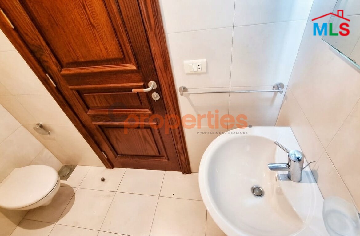Apartment For Rent In Achrafieh - CPBMH36