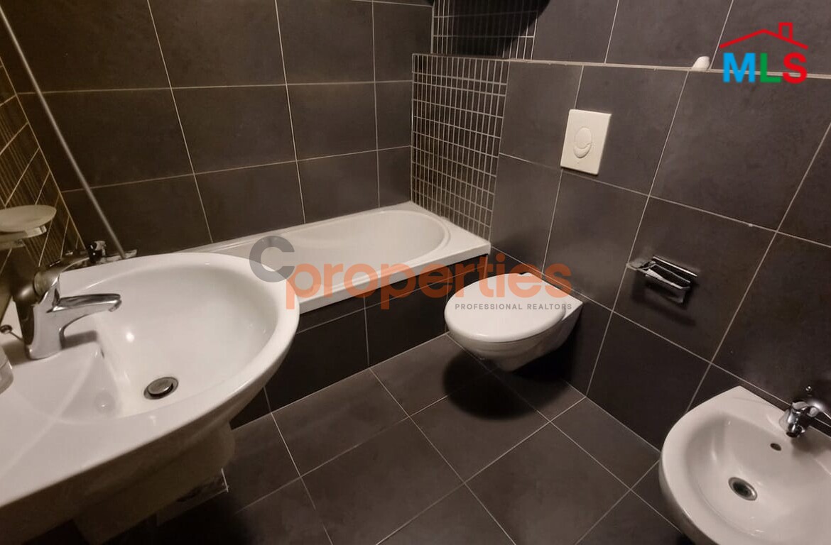 Apartment For Rent In Achrafieh - CPBMH36