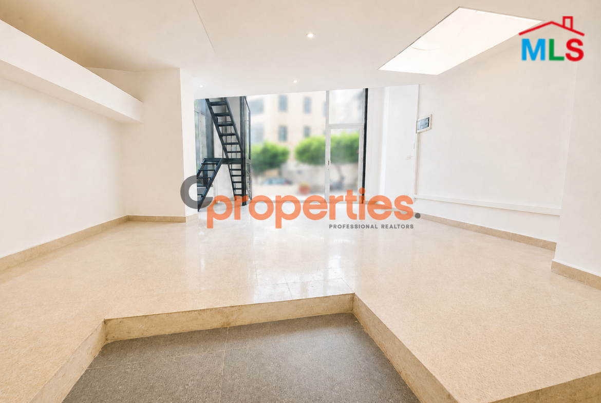 Shop For Rent In Achrafieh - CPBWW139 - محل لللأجار في الأشرفية