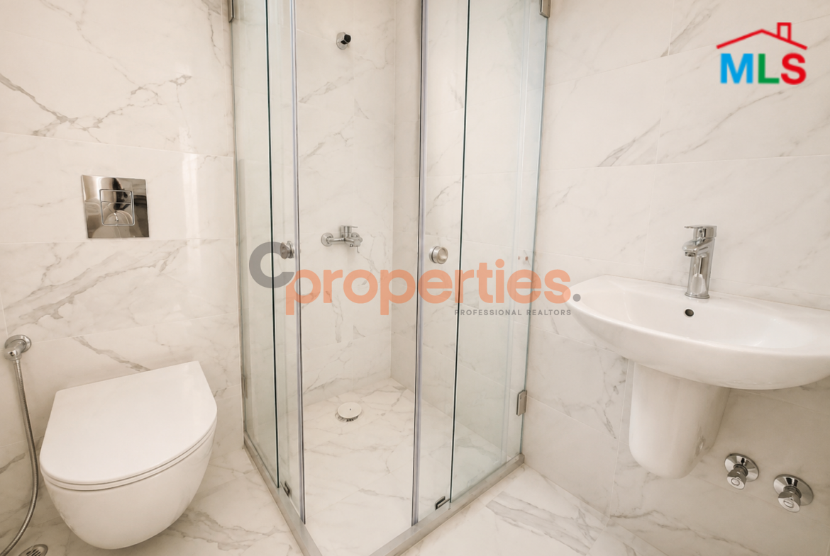 Apartment For Rent in Mar Elias CPBHN22 - شقة فخمة للإيجار في مار الياس
