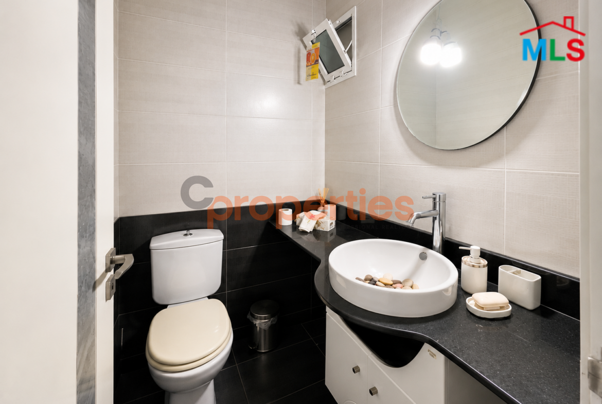 Apartment For Rent in Amchit with Sea View شقة للإيجار في عمشيت - CPES319