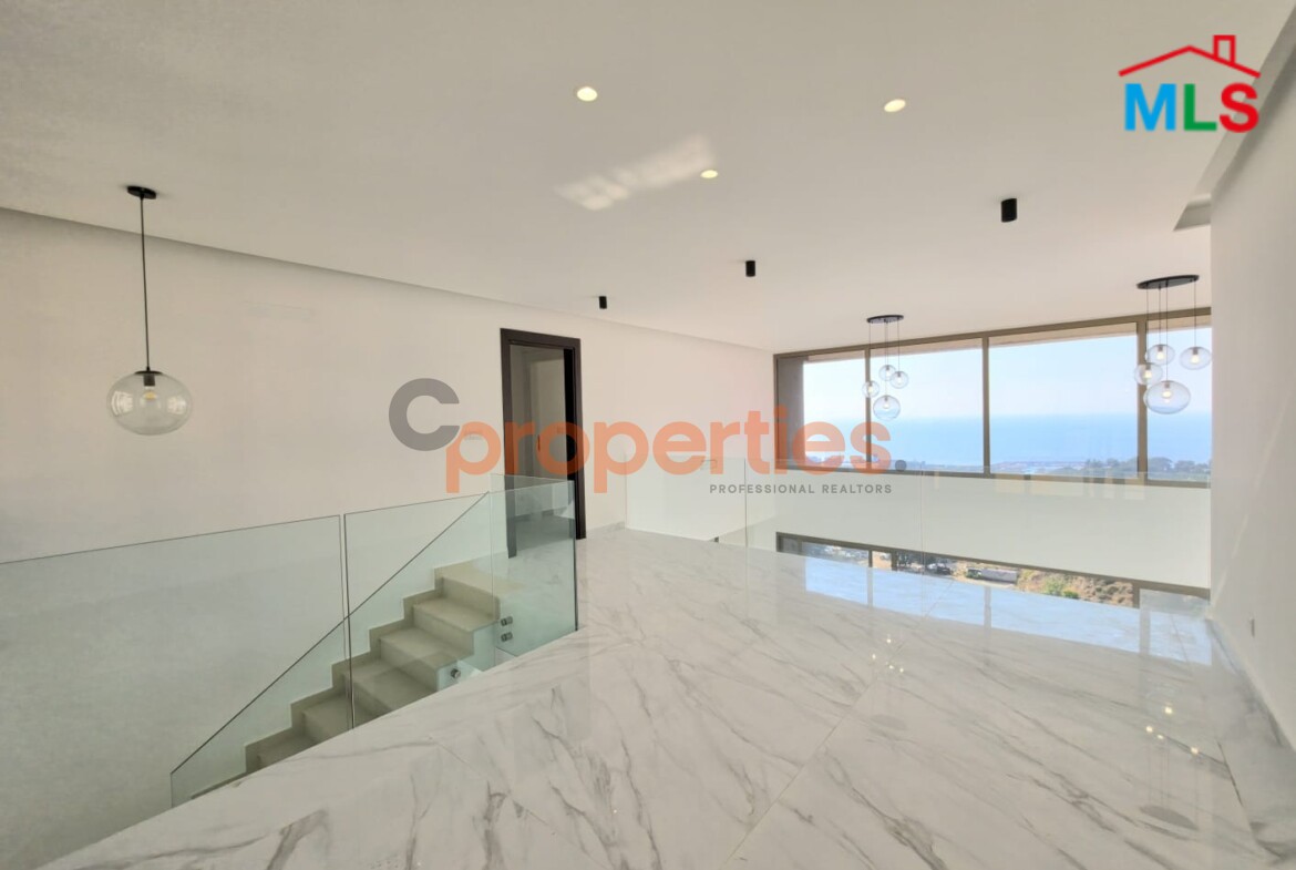 Duplex For Rent In Dbayeh | شقة دوبلكس للإيجار في ضبية - CPRD296