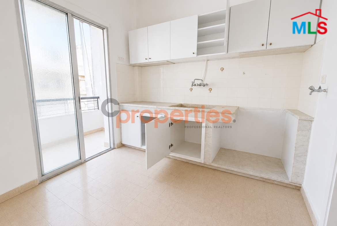Apartment For Rent In Achrafieh | Fassouh - ШґЩ‚Ш© Щ„Щ„ШҐЩЉШ¬Ш§Ш± ЩЃЩЉ Ш§Щ„ШЈШґШ±ЩЃЩЉШ© - CPBRC39