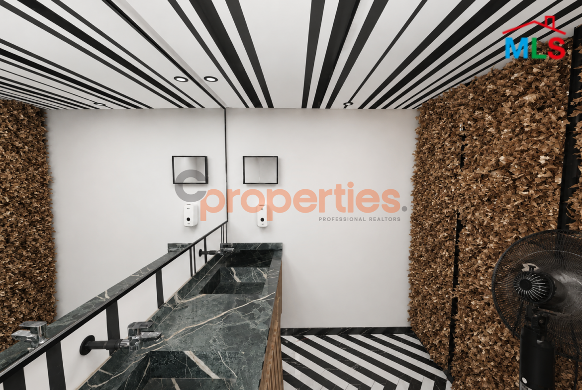 Shop For Rent In Achrafieh - محل للإيجار في الأشرفية - CPBRC36