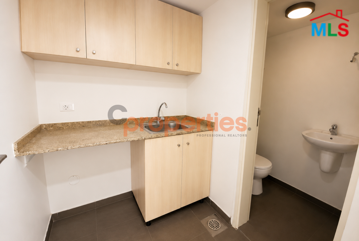 Office For rent in Jal el Dib - CPFY317 مكتب للإيجار في جل الديب