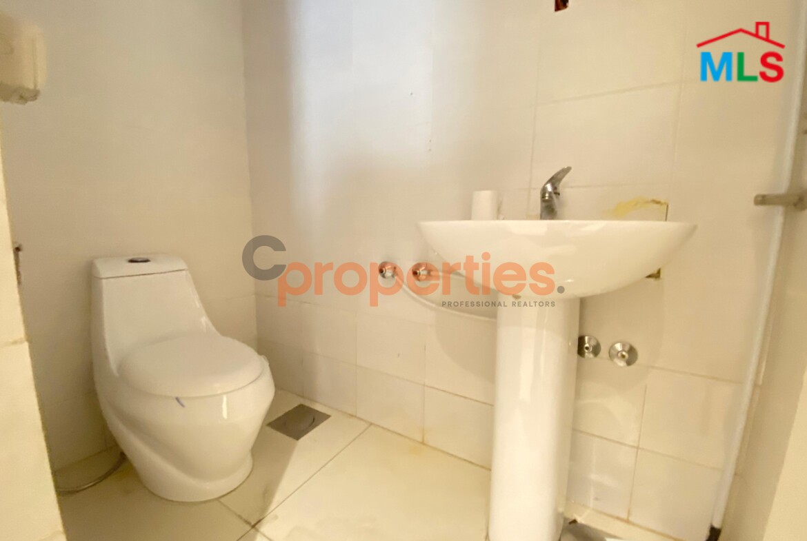 Office For Rent In Antelias | مكتب للايجار في انطلياس - CPLG09