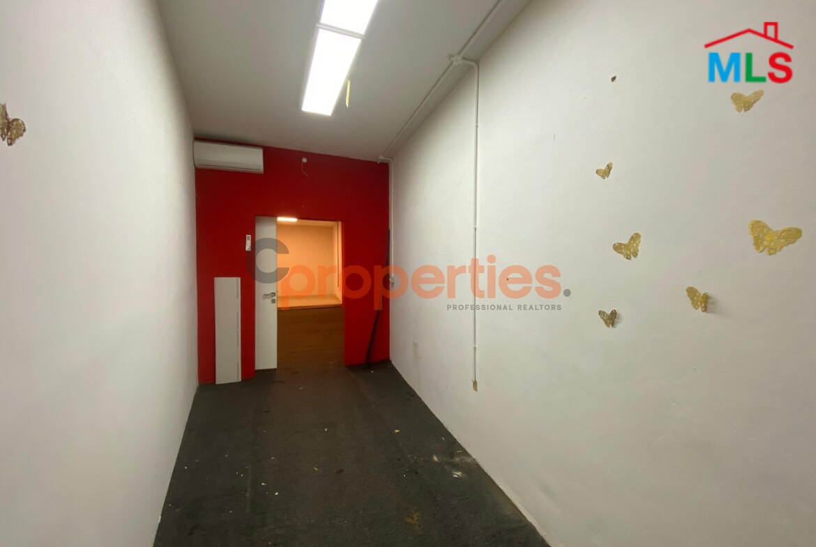 Office For Rent In Antelias | مكتب للايجار في انطلياس - CPLG09