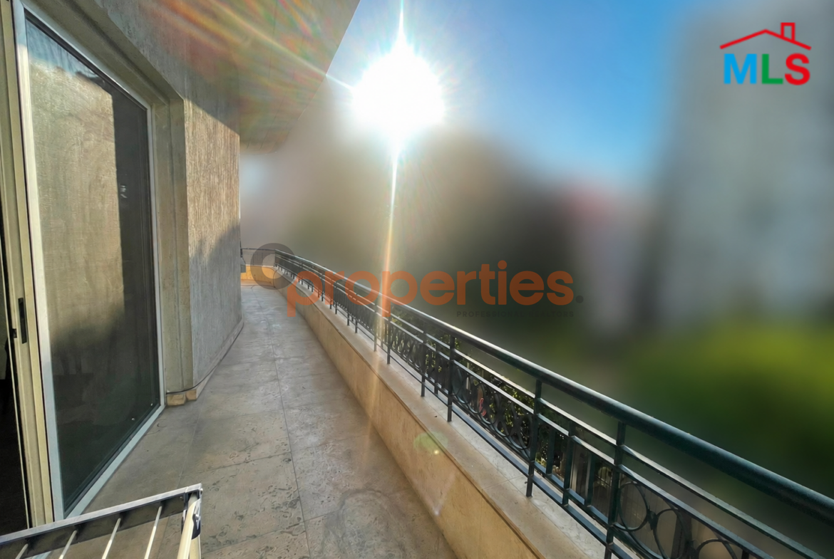 Apartment for rent in Achrafieh CPBPK63