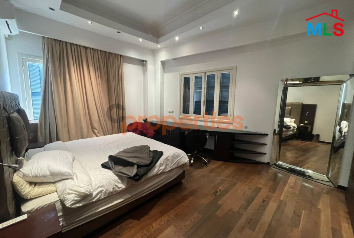 Apartment for rent in Achrafieh CPBPK63