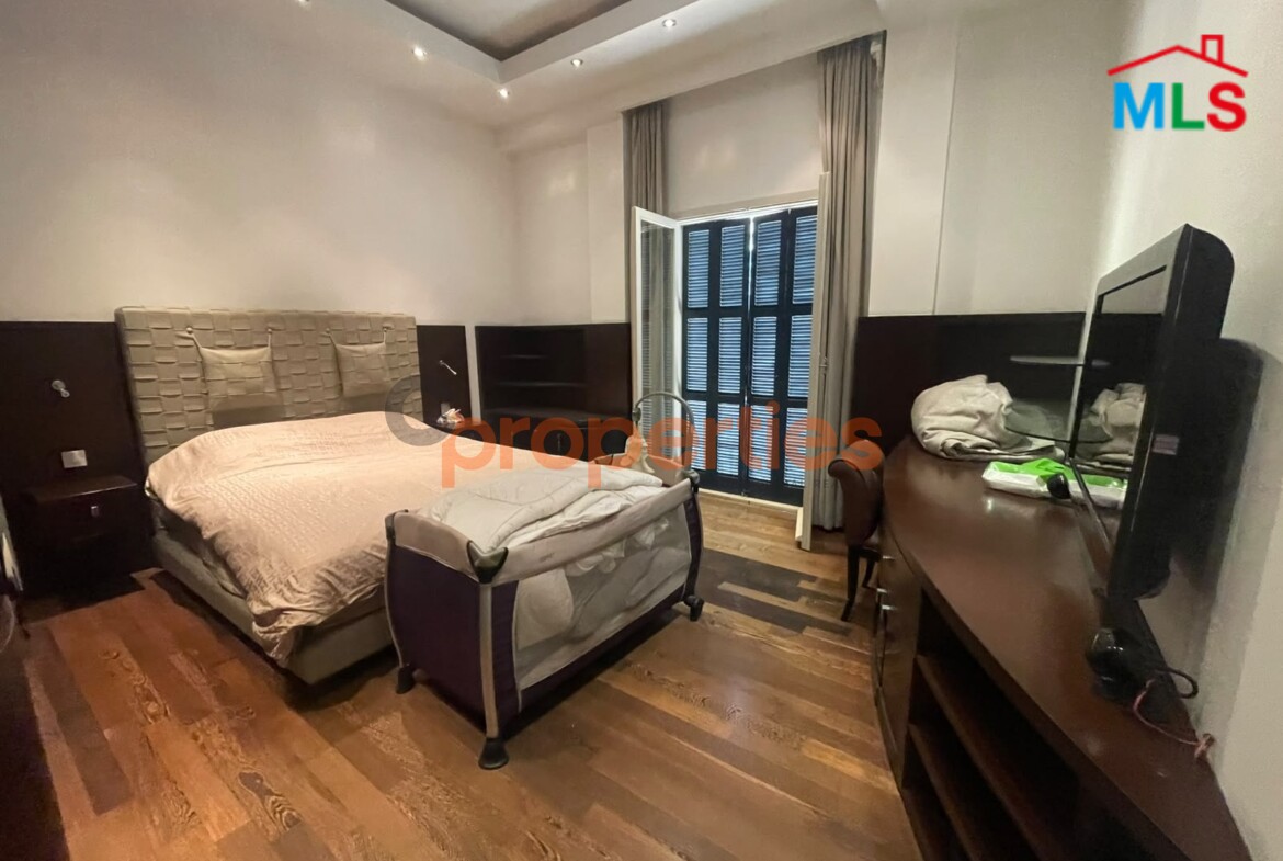 Apartment for rent in Achrafieh CPBPK63