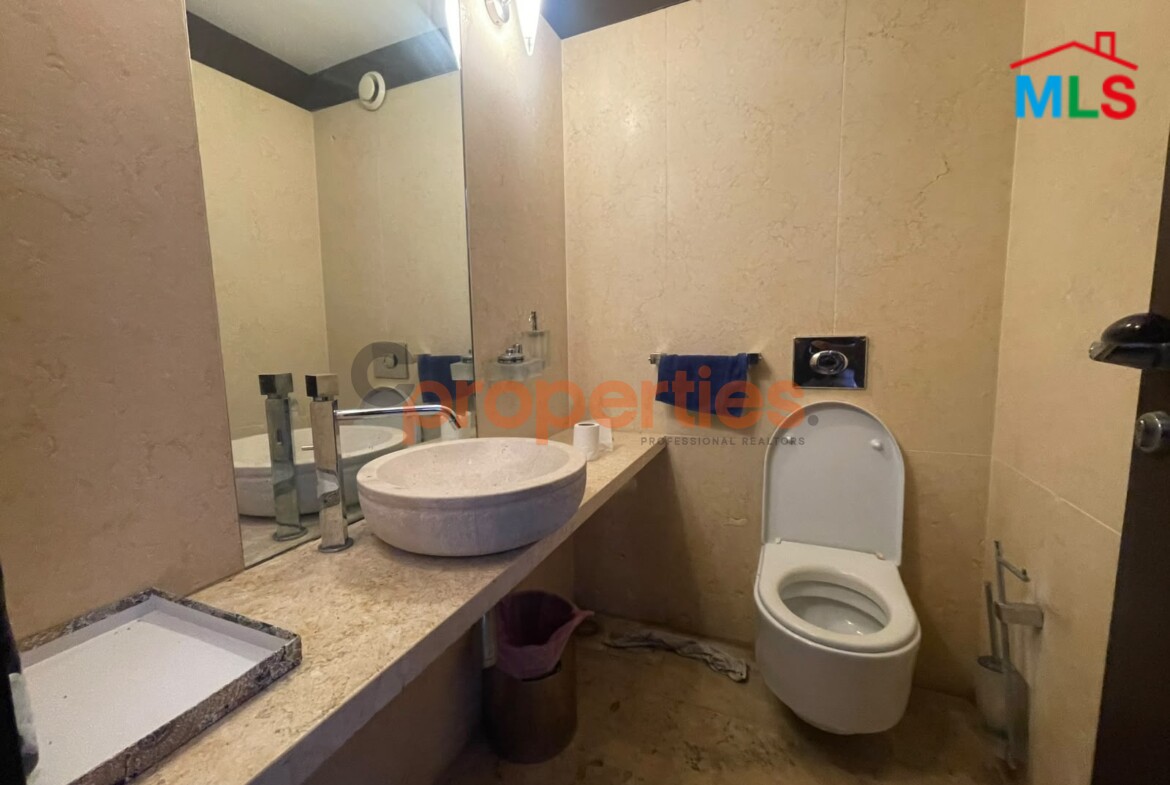 Apartment for rent in Achrafieh CPBPK63
