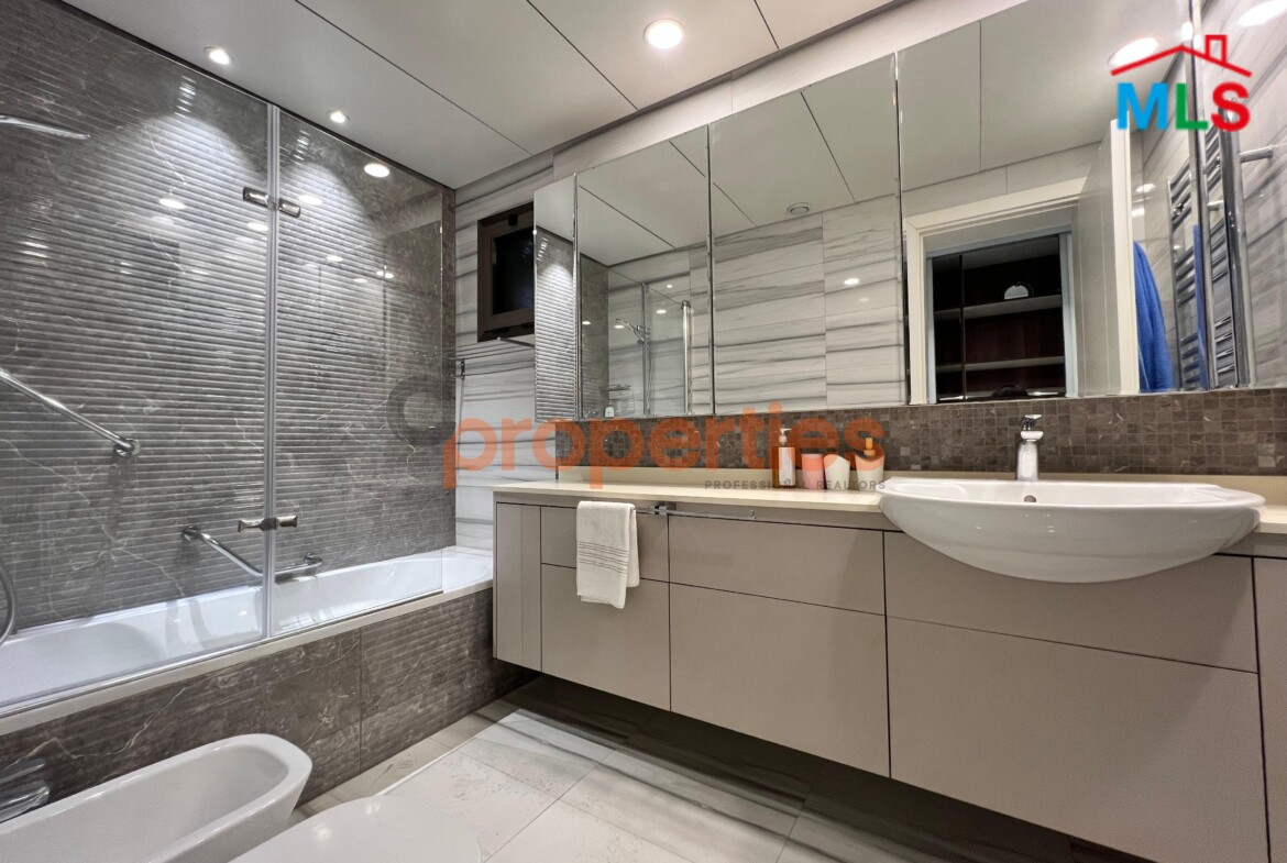 Furnished Apartment for rent in Hamra CPBMKH62