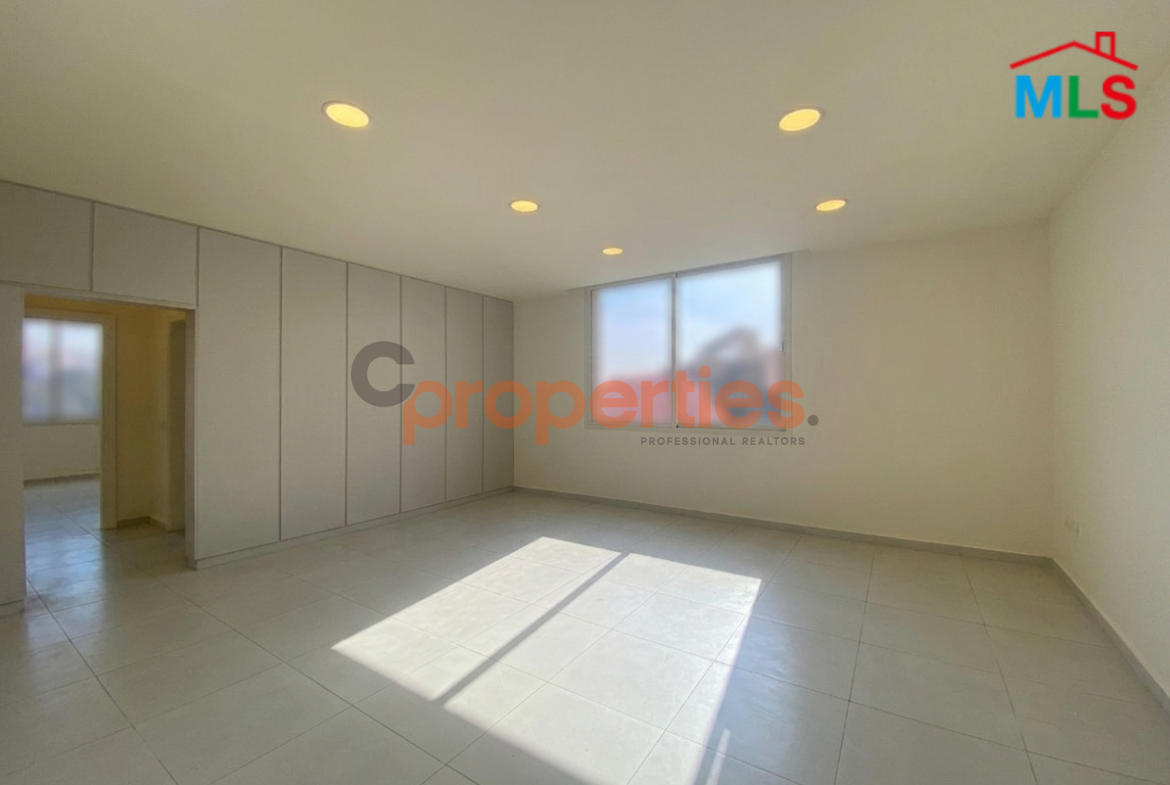 Office For Rent In Antelias | مكتب للايجار في انطلياس - CPLG08