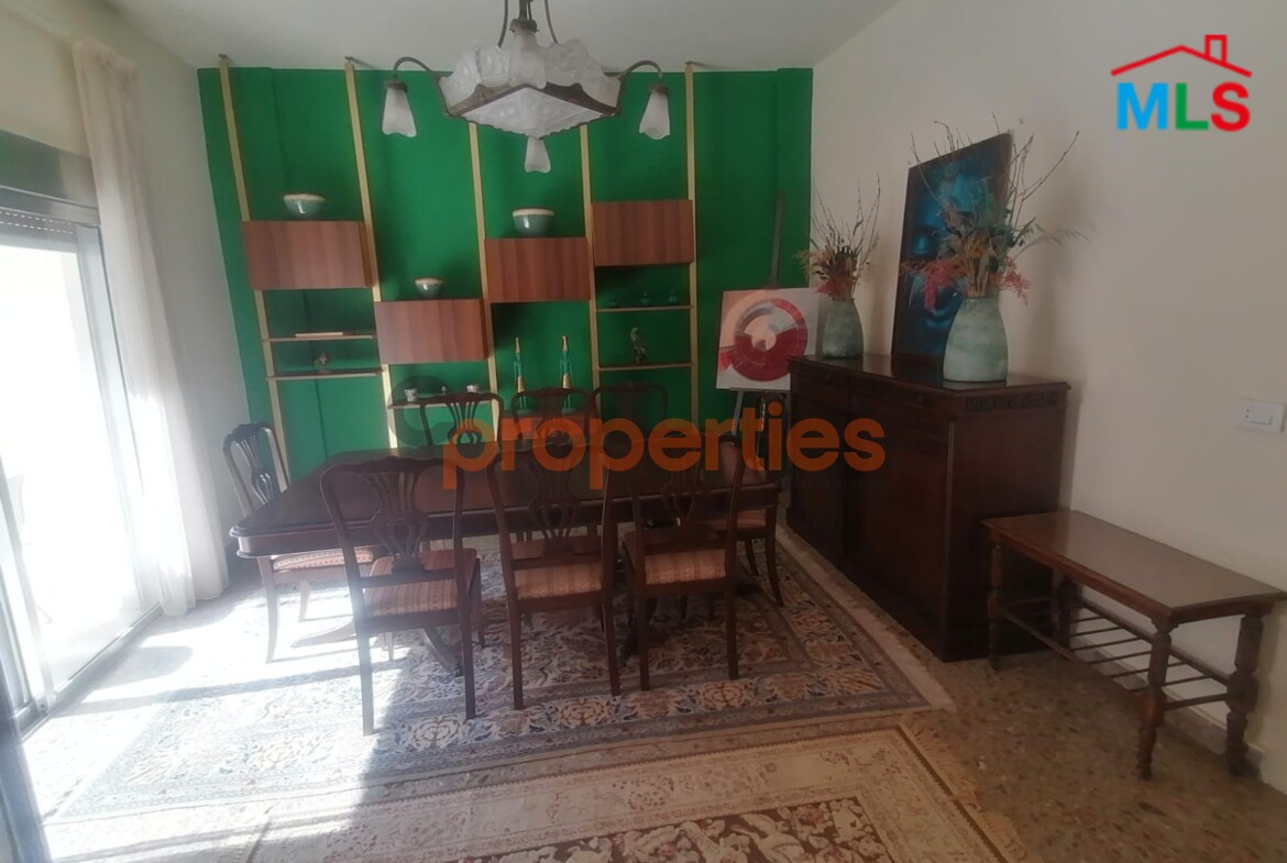 Furnished Apartment For Rent In Achrafieh - شقة مفروشة للإيجار في الأشرفية - CPBRC34