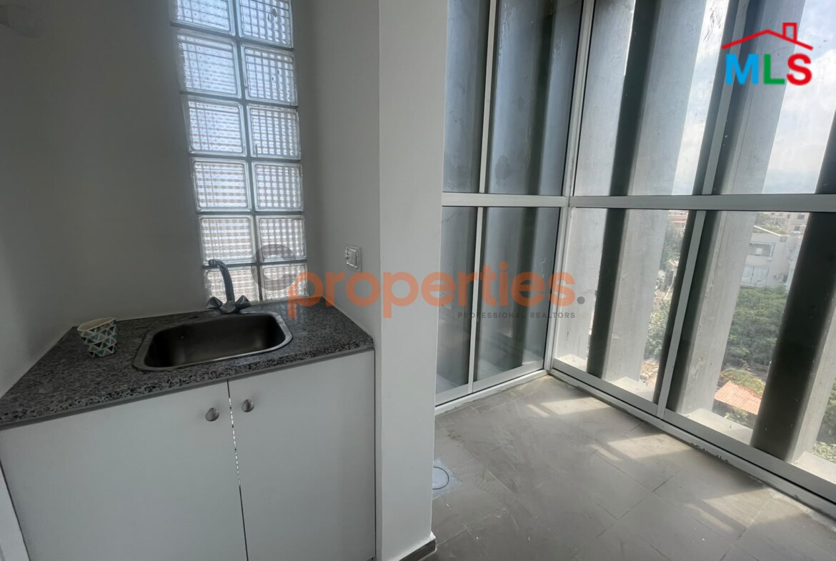 Office for rent in Achrafieh Mar-mikhael Portside CPBPK60