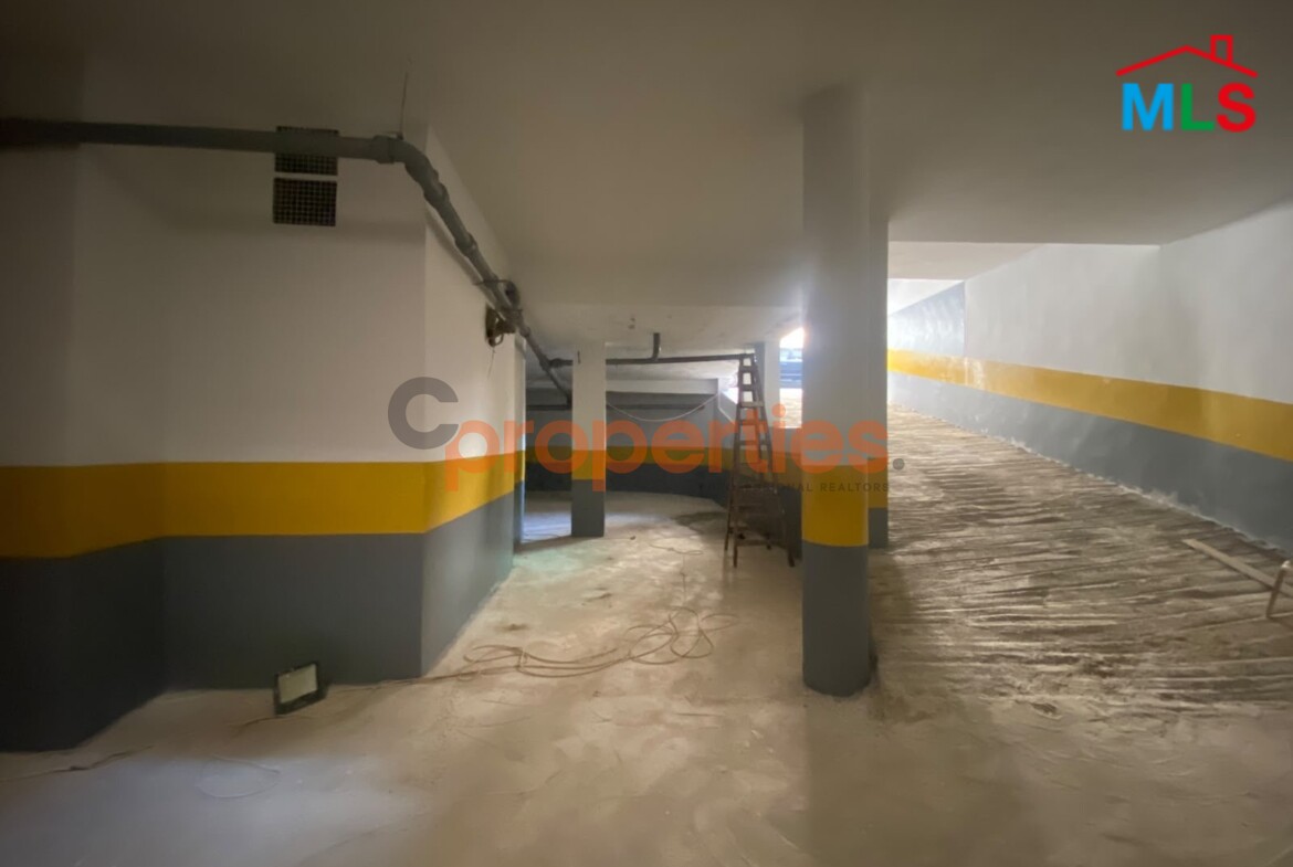 Warehouse For Rent In Achrafieh | Rmeil - مستودع للإيجار في الأشرفية - CPBRC32