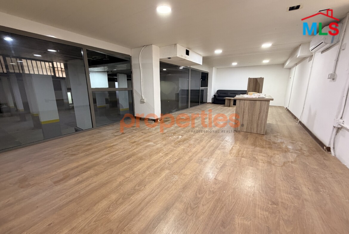 Warehouse for rent in Naccache - CPLO33