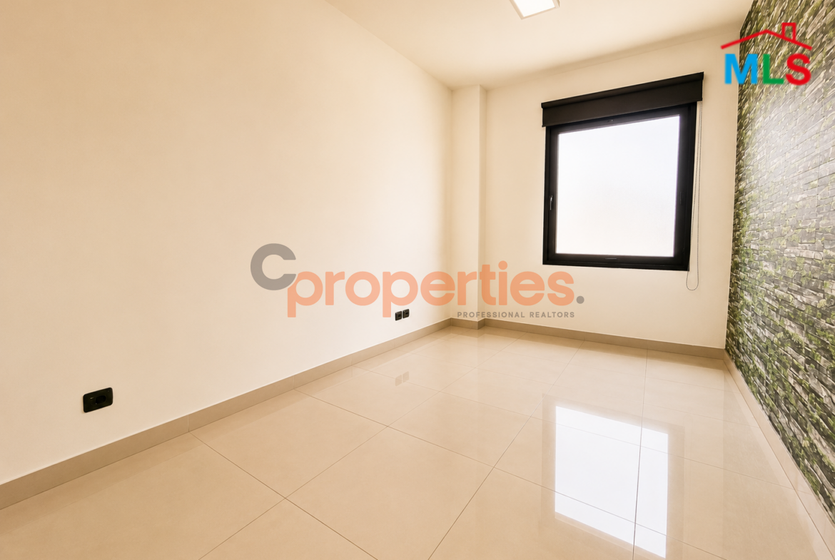 Office For Rent in Jal el Dib - CPFY315 مكتب للإيجار في جل الديب