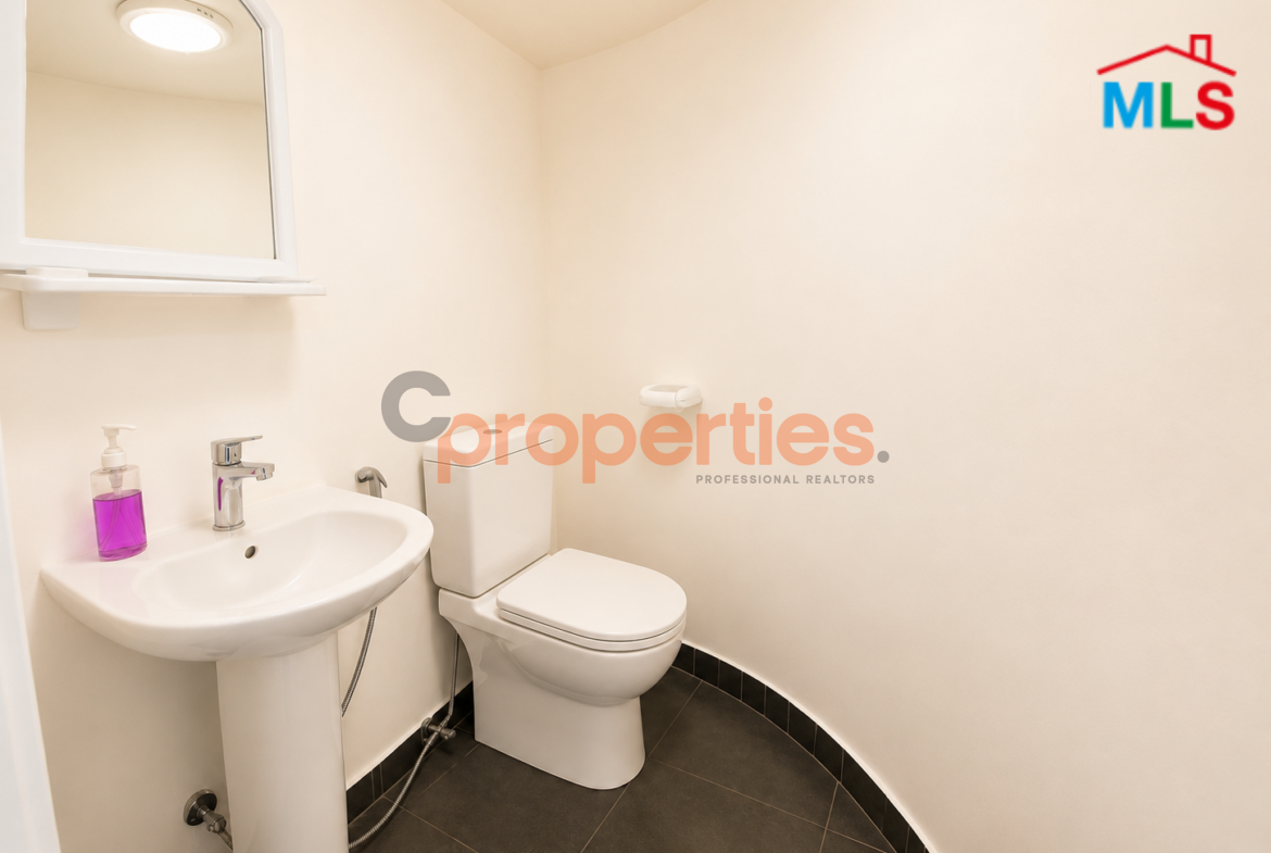 Office For Rent in Jal el Dib - CPFY315 مكتب للإيجار في جل الديب
