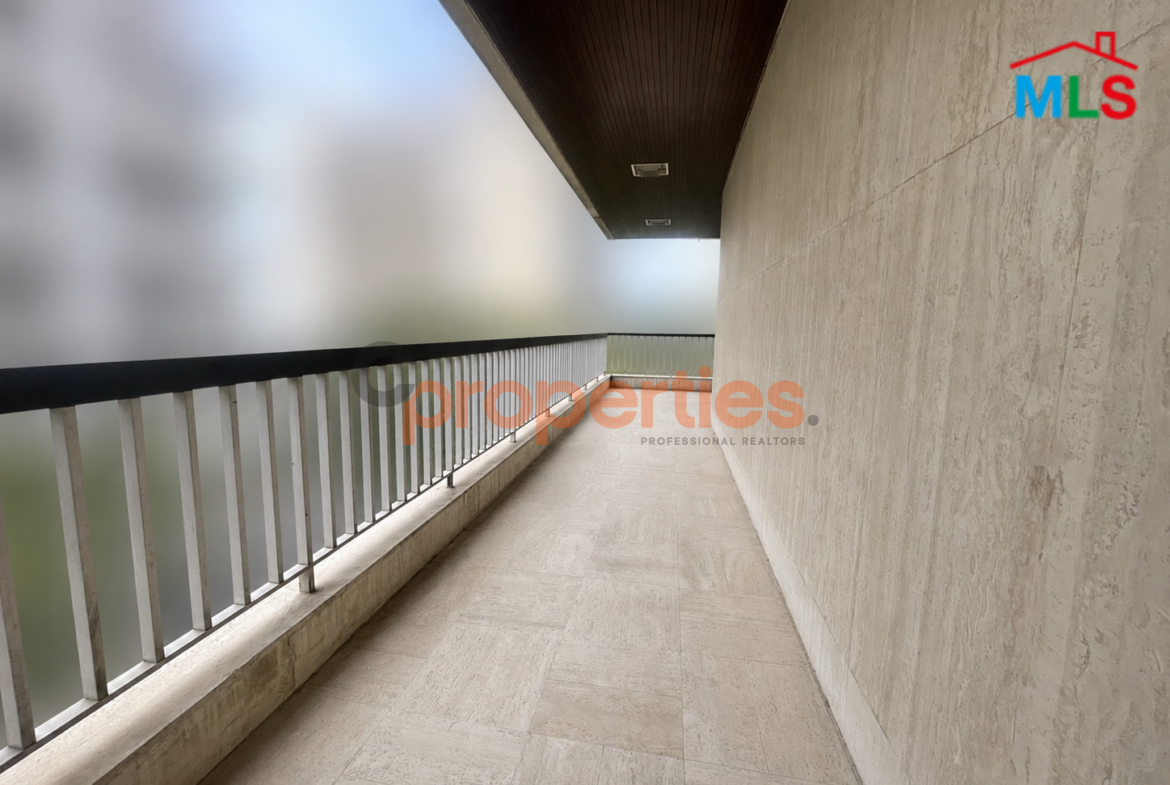 Apartment for rent in Achrafieh CPBPK45